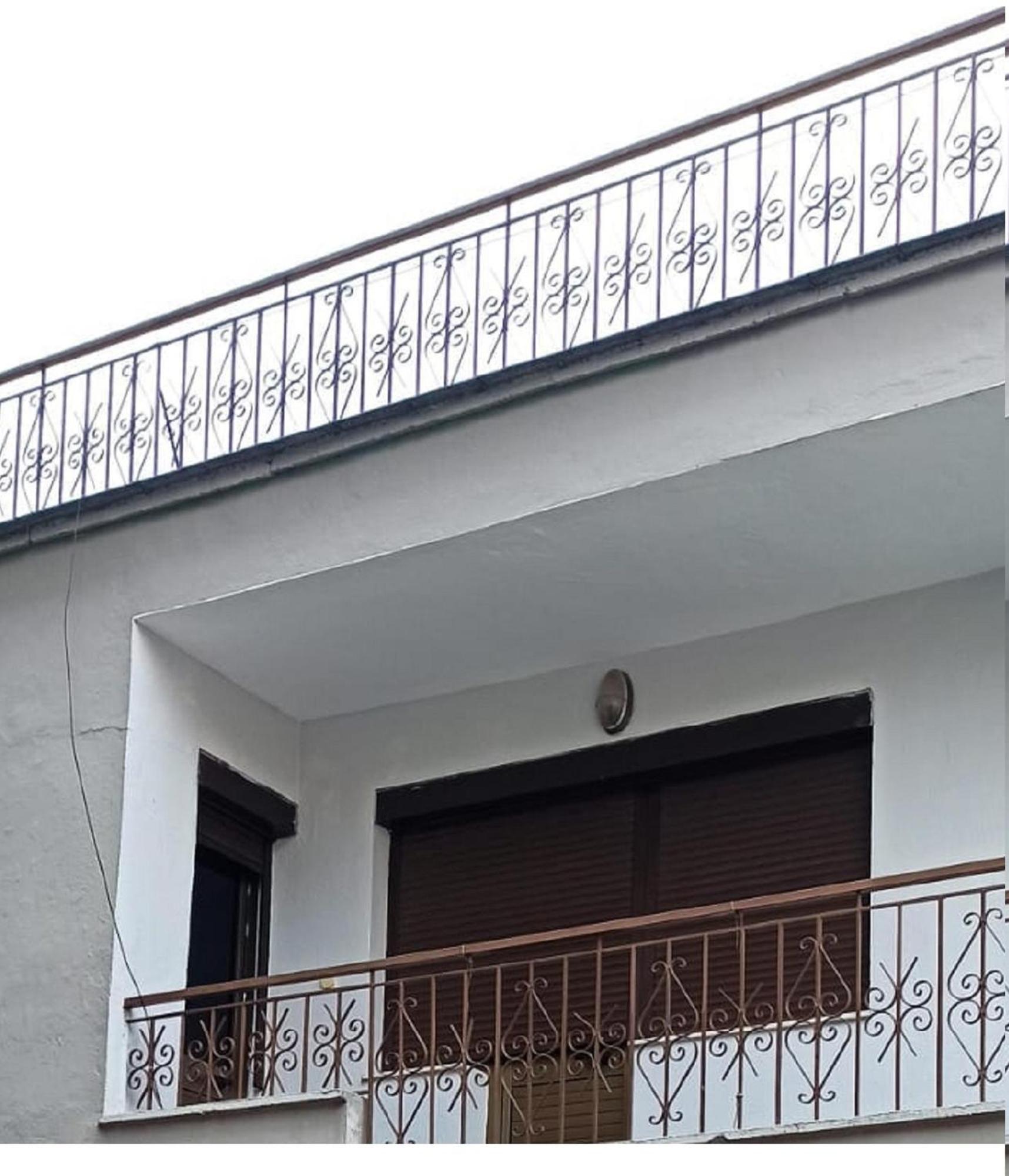 Royal Hostel Tirana Exteriör bild
